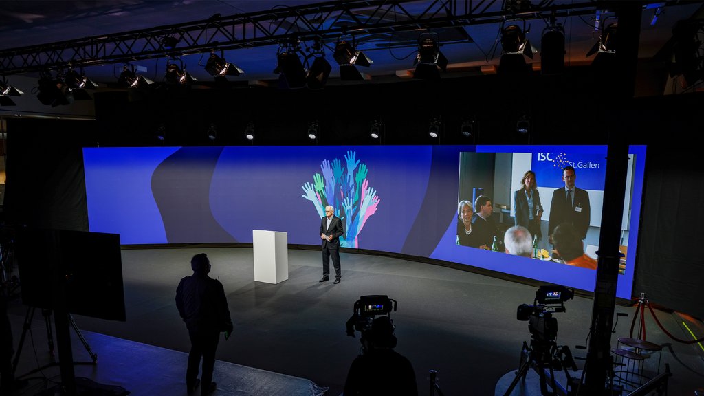 Trust and dialogue as the basis of social cohesion