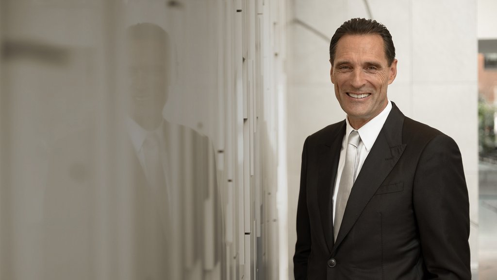 Peter Fankhauser wird Honorarprofessor